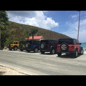 Meet your Posher, Dee